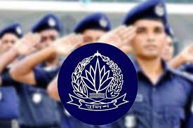 দেশজুড়ে বোমা হামলার সতর্কতা, পুলিশ বলছে ‘গুজব’