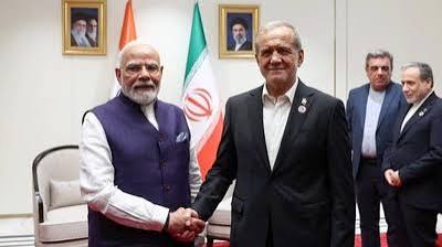 ইরানের প্রেসিডেন্ট মাসুদ পেজেশকিয়ানের সঙ্গে বৈঠক করলেন নরেন্দ্র মোদি