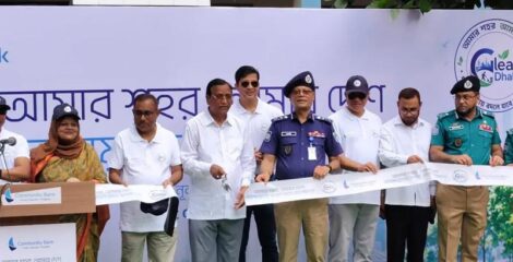 আইনের ফাঁকে আটকে রাখা যায় না মাদক কারবারি ও ছিনতাইকারীদের : আইজিপি