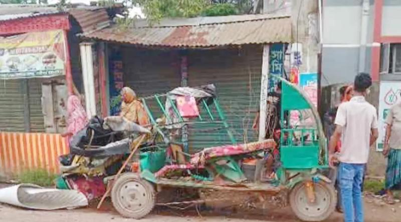 গাজীপুরে ট্রাক-অটোরিকশার সংঘর্ষে নিহত ৩