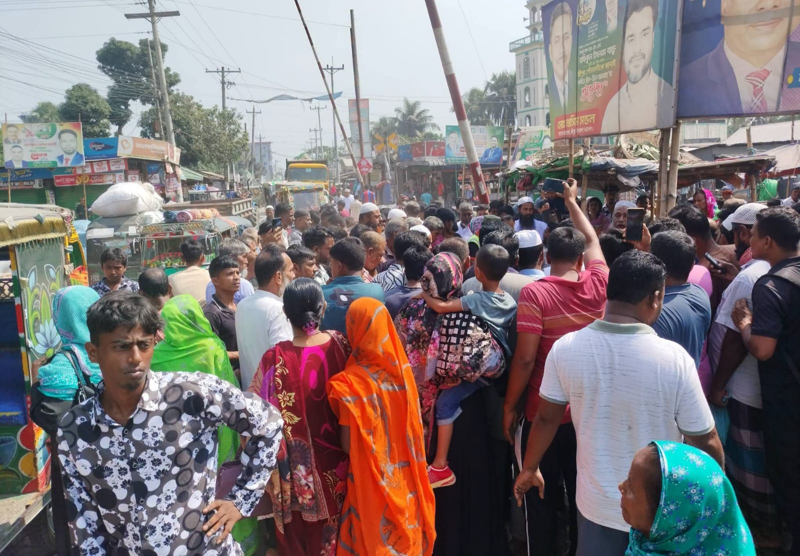 গাজীপুরে ট্রাকচাপায় বিএনপি নেতার মৃত্যু