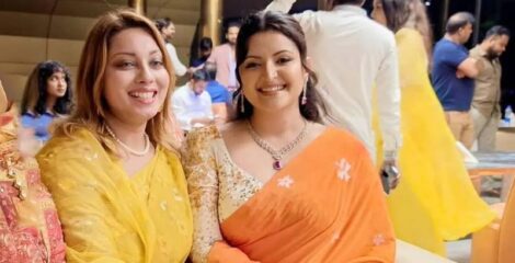 পরীমণির জন্মদিনে মেঘনা আলমের বসন্তের সাজ