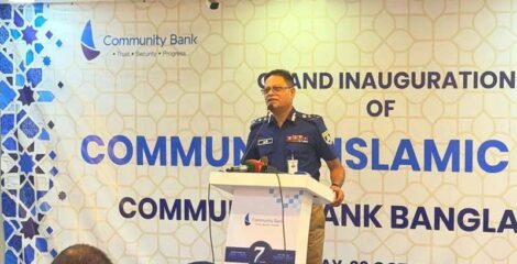 সরকার অনুমতি দিলে ক্রসফায়ার করতেও পিছপা হবে না পুলিশ : আইজিপি