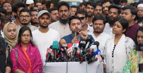 শেখ হাসিনার তিন সংসদকে অবৈধ ঘোষণা করেনি বিএনপি সরকার: নাহিদ ইসলাম